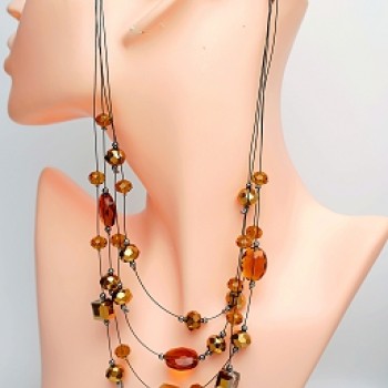 Kaklarota stieple ar auskariem