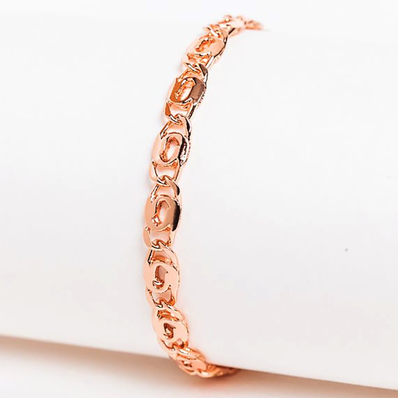 Apzeltīta rokassprādze Gliemežu atslēgas caurumiņu posmu virkne