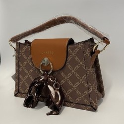 Sieviešu plecu soma CHARRO