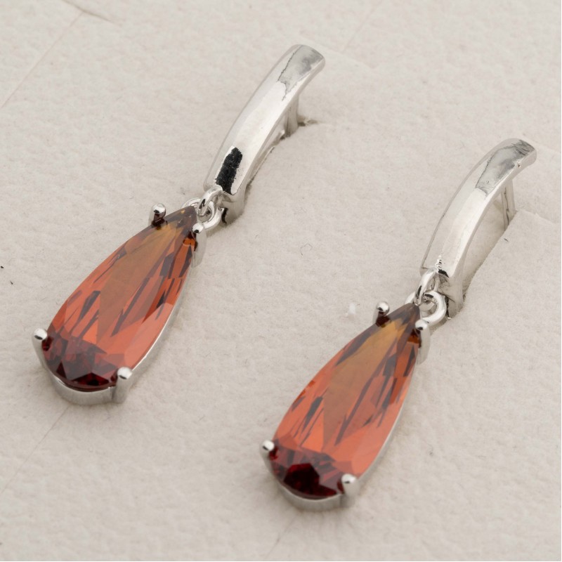 Auskari ar rodija pārklājumu