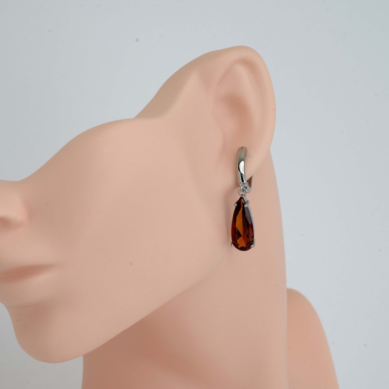 Auskari ar rodija pārklājumu