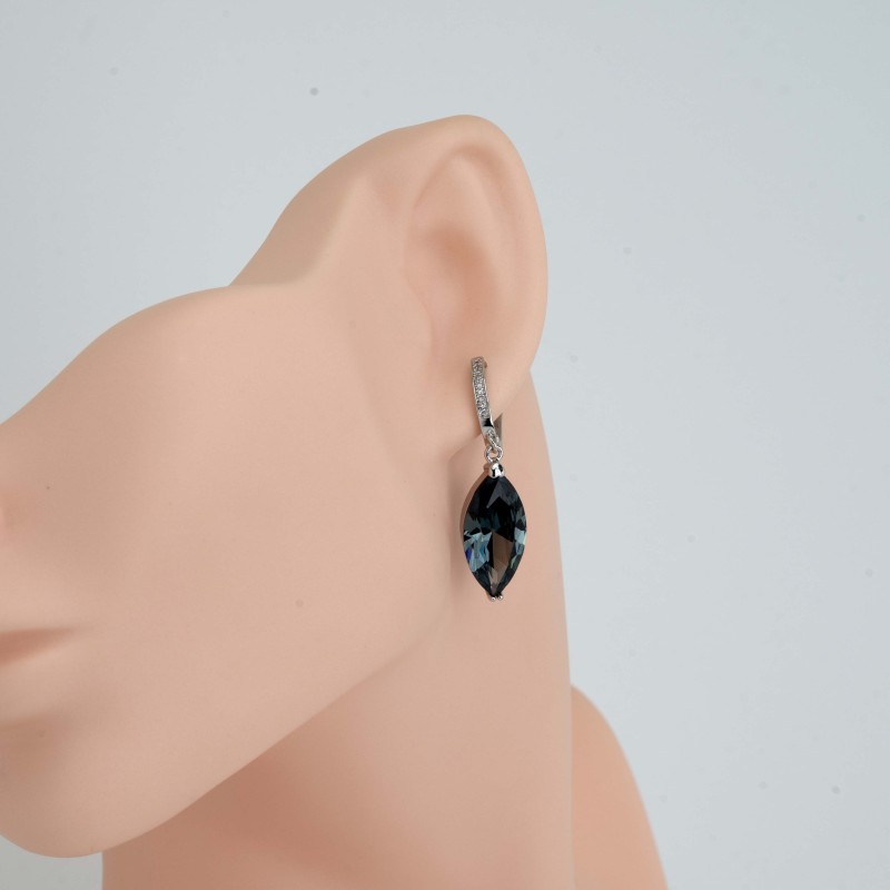 Auskari ar rodija pārklājumu