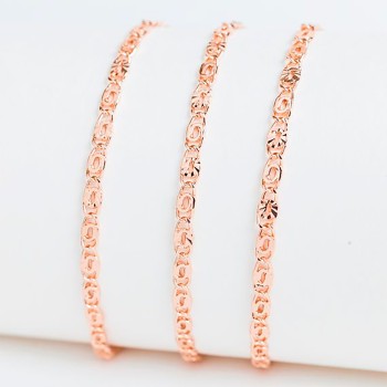 Apzeltītā ķēdīte Gliemežu atslēgas caurumiņu un staru gravējuma posmu virkne