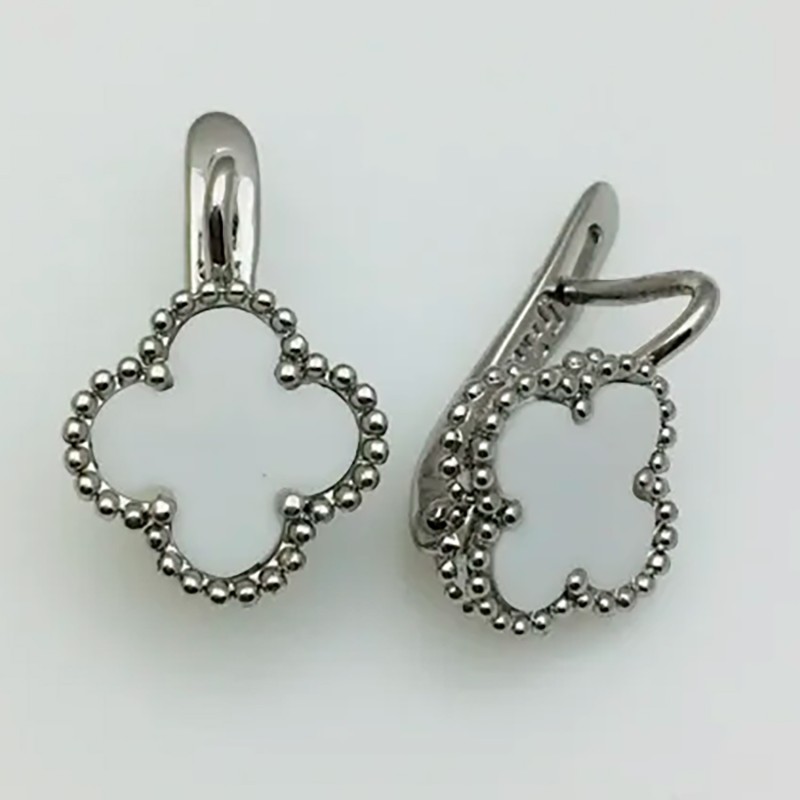 Auskari ar rodija pārklājumu