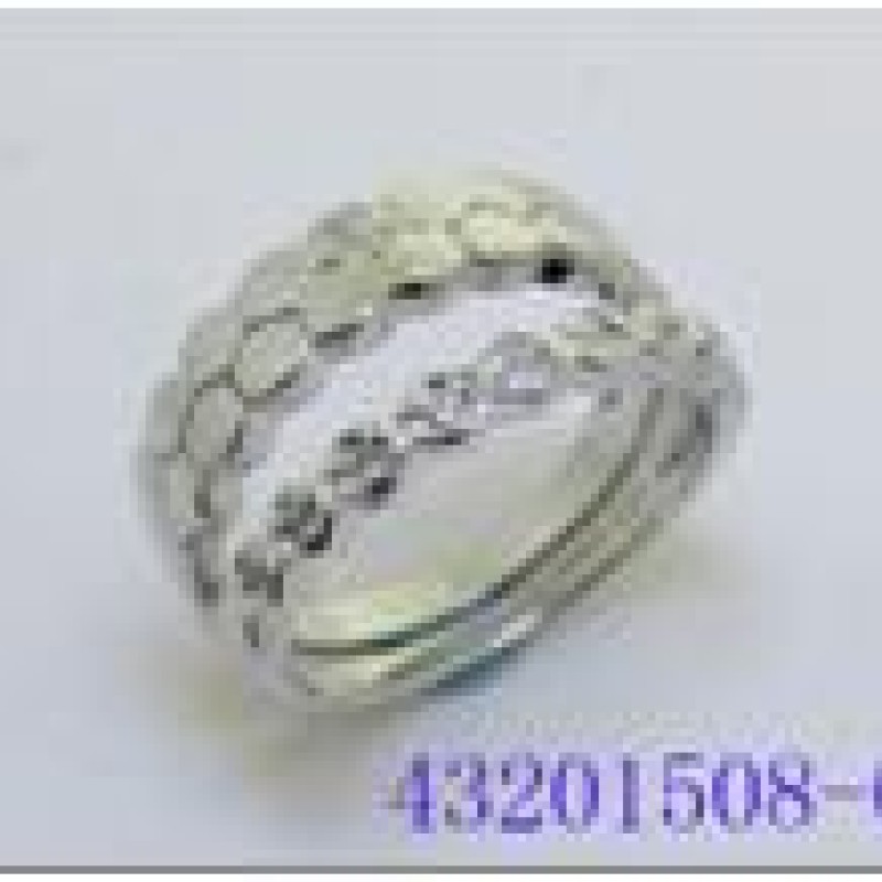 Gredzens ar rodija pārklājumu