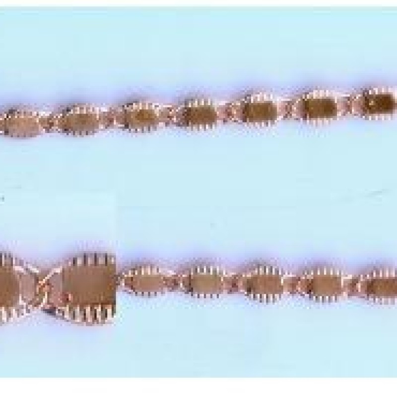 Apzeltītā ķēdīte Spožu, plakanu, sānos cieti kaltu gliemeža posmu virkne