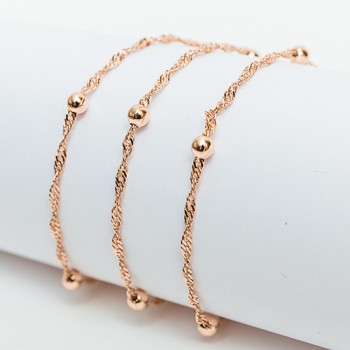 Apzeltītā ķēdīte Bumbiņu un Singapūras klasisks vienkāršo posmu pinums