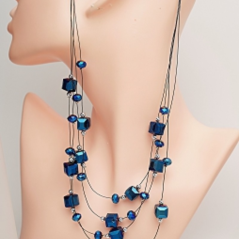 Kaklarota stieple ar auskariem