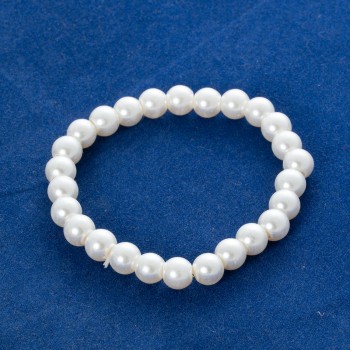 Rokassprādze-krelle ar pērlēm