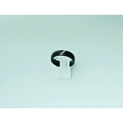 Gredzens ar rodija pārklājumu un keramiku