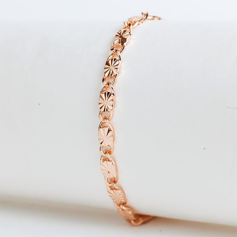 Apzeltīta rokassprādze Masīvā gliemežvāka ar saules staru gravējumu posmu virkne