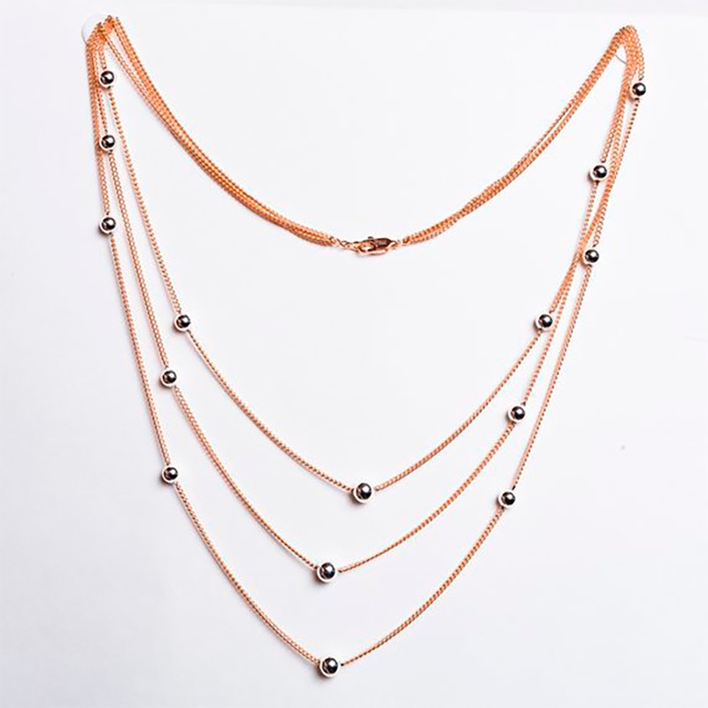 Kaklarota apzeltīta