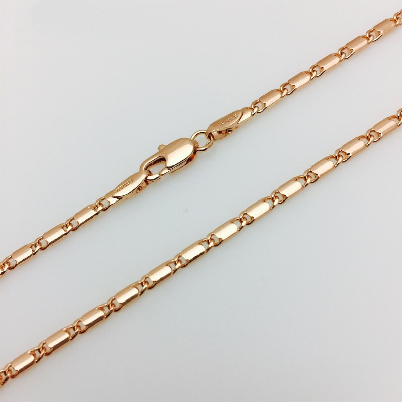 Apzeltīta rokassprādze Vienlaidu glancētu gliemežvāku posmu virkne