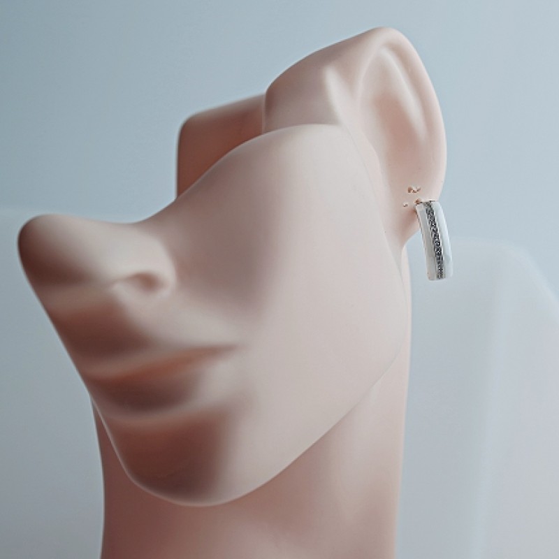 Auskari ar rodija pārklājumu un keramiku