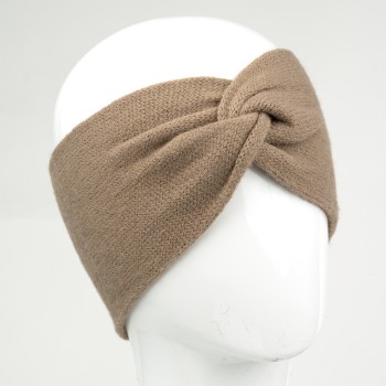 Galvas apsējs adīts