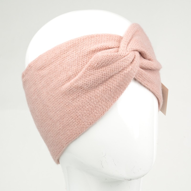 Galvas apsējs adīts