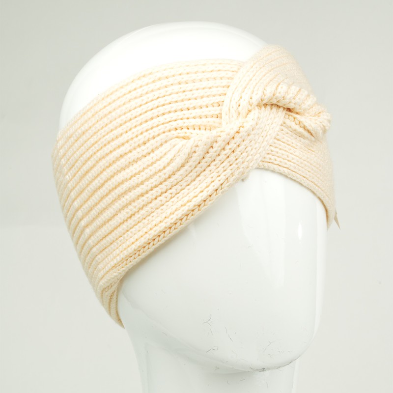 Galvas apsējs adīts