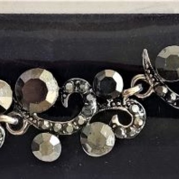 Rokassprādze dekoratīva