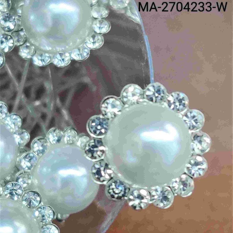 Matadata dekoratīva ar pērli 17,5mm